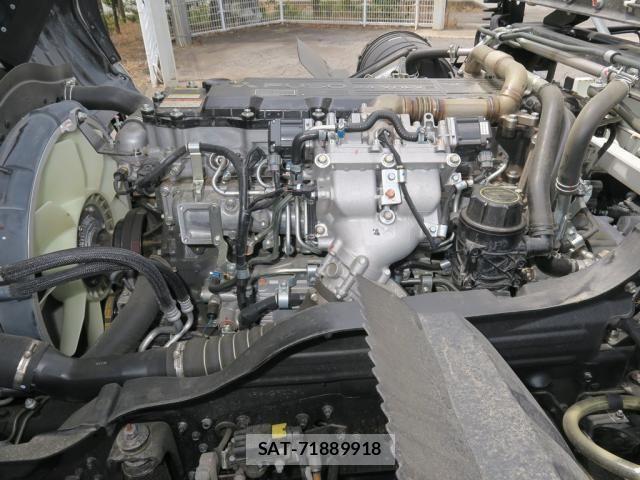 Mitsubishi FIGHTER 2024-02 8659050-25