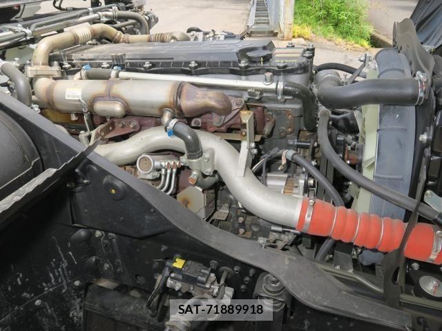 Mitsubishi FIGHTER 2024-02 8659050-26