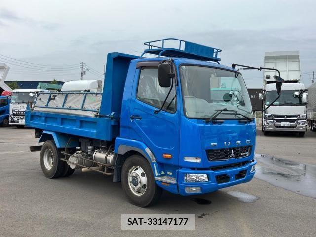 Mitsubishi FIGHTER 2015-05 8659057-1