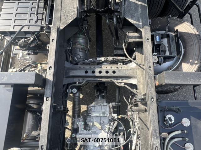 Mitsubishi FIGHTER 2023-09 8659049-14