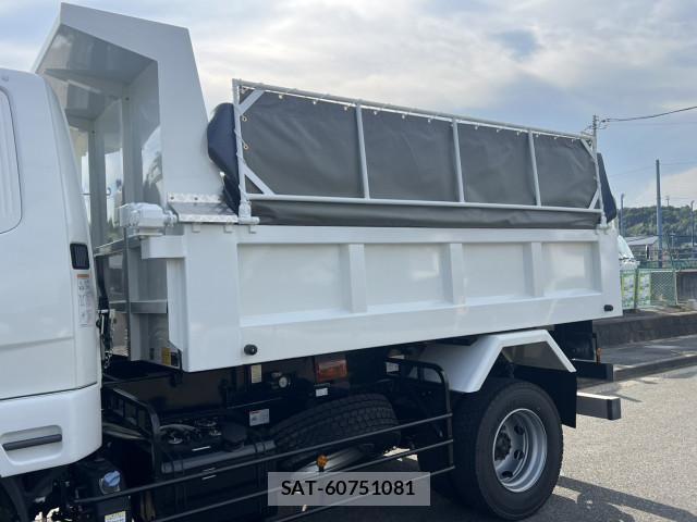 Mitsubishi FIGHTER 2023-09 8659049-6