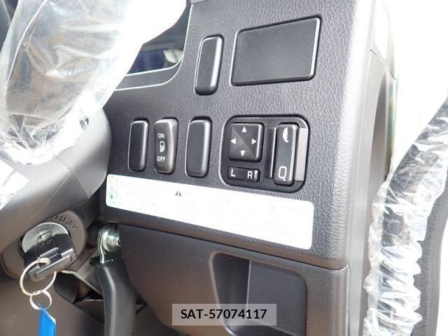 Mitsubishi FIGHTER 2024-11 8666131-15