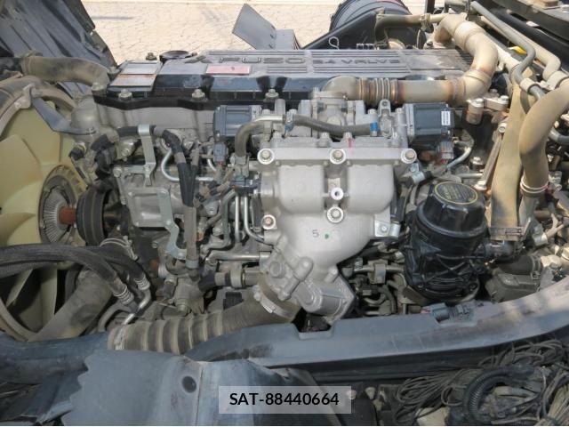 Mitsubishi FIGHTER 2019-02 8666132-23