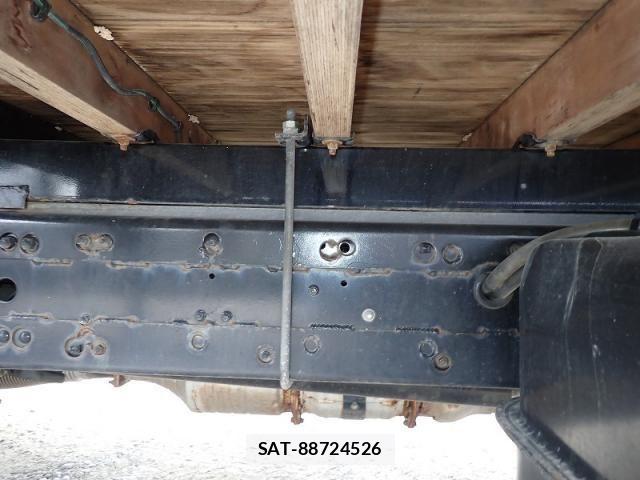 Mitsubishi FIGHTER 2024-04 8666130-19