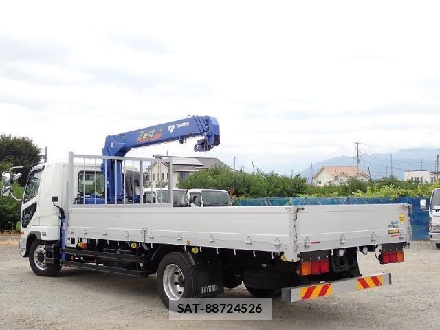 Mitsubishi FIGHTER 2024-04 8666130-3
