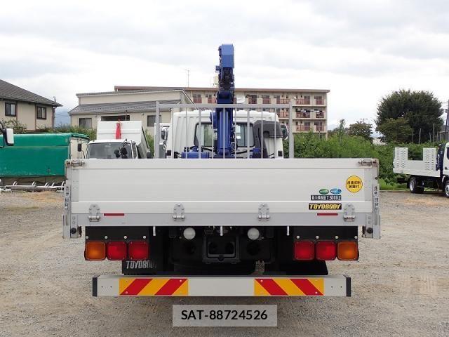 Mitsubishi FIGHTER 2024-04 8666130-5
