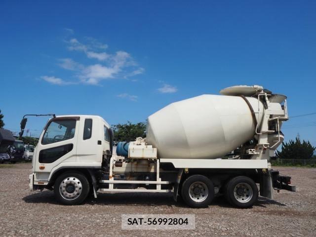 Mitsubishi FIGHTER 2016-03 8666134-1
