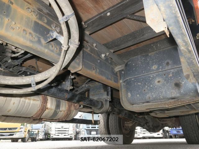 Mitsubishi FIGHTER 2019-05 8659054-19