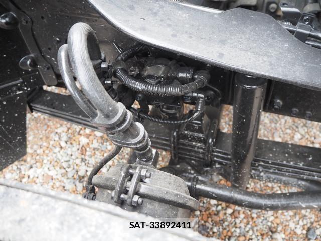Mitsubishi FIGHTER 2006-10 8666133-16