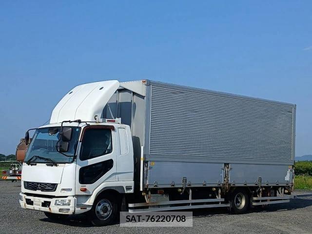 Mitsubishi FIGHTER 2013-01 8659061-0