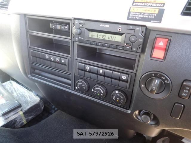 Mitsubishi FIGHTER 2026-05 8685541-14