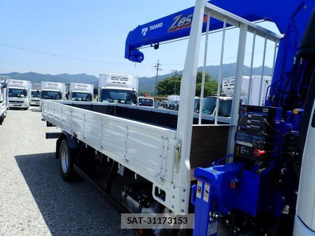 Mitsubishi FIGHTER 2026-05 8685542-6