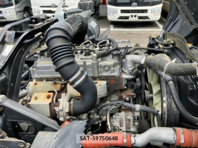 Mitsubishi FIGHTER 2020-08 8685549-17