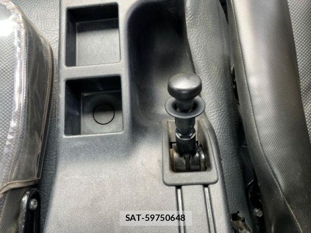 Mitsubishi FIGHTER 2020-08 8685549-25