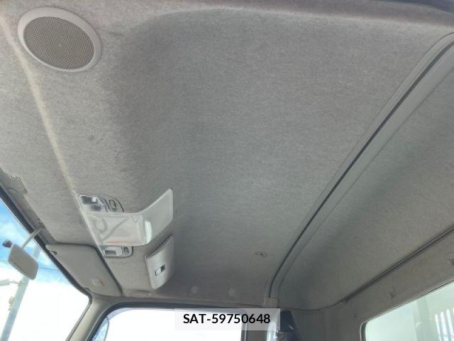 Mitsubishi FIGHTER 2020-08 8685549-29