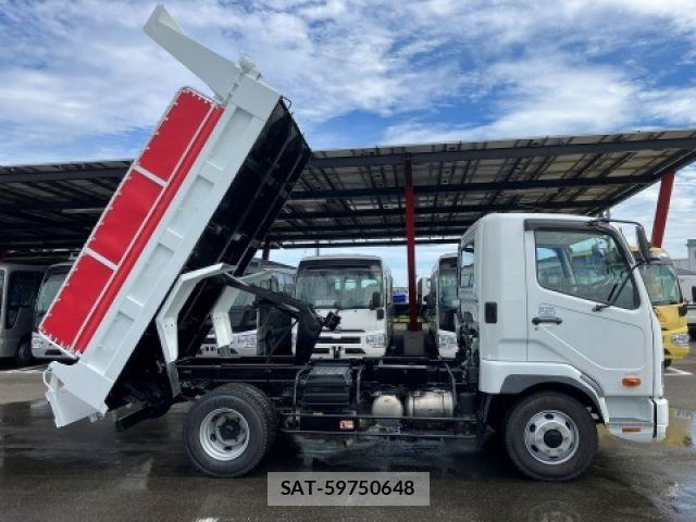 Mitsubishi FIGHTER 2020-08 8685549-5