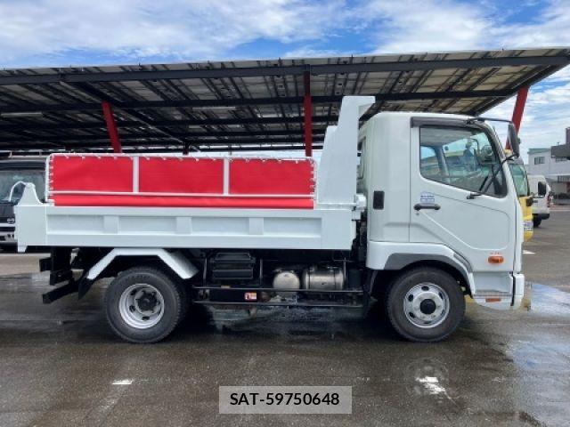 Mitsubishi FIGHTER 2020-08 8685549-7