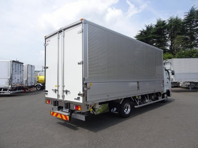 Mitsubishi FIGHTER 2026-01 8732924-2