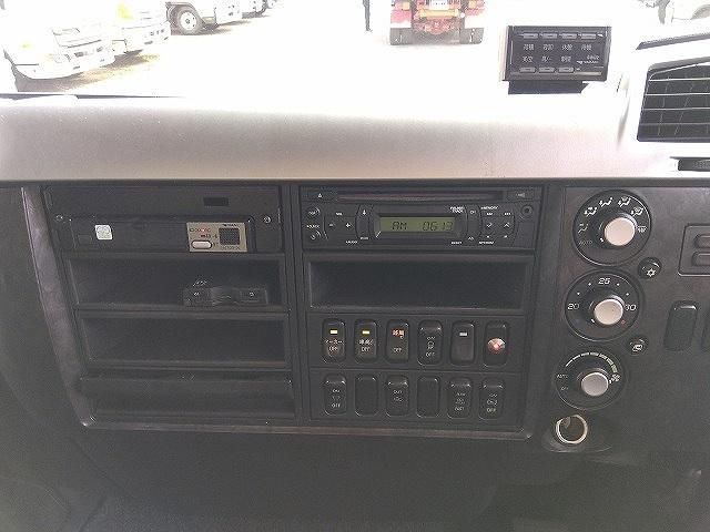 Mitsubishi FIGHTER 2019-09 8732948-11