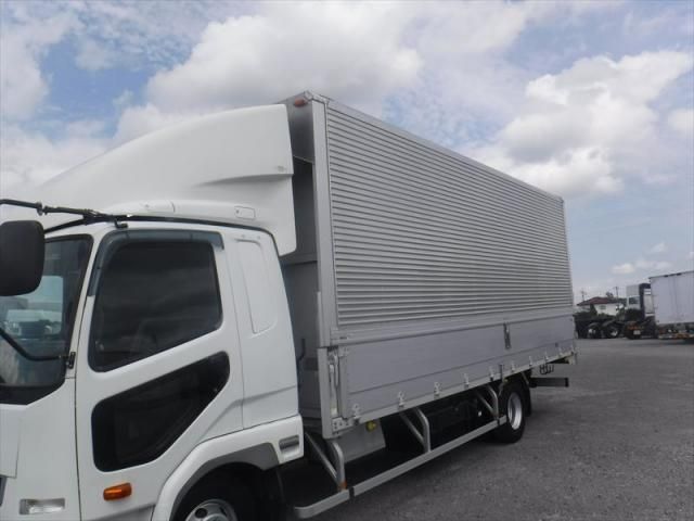 Mitsubishi FIGHTER 2019-10 8732946-1