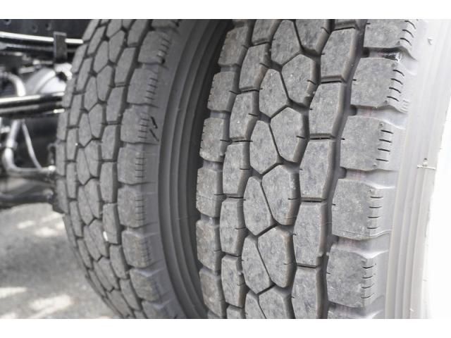 Mitsubishi FIGHTER 2026-05 8732925-9