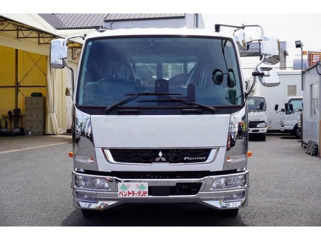 Mitsubishi FIGHTER 2026-05 8732925-1