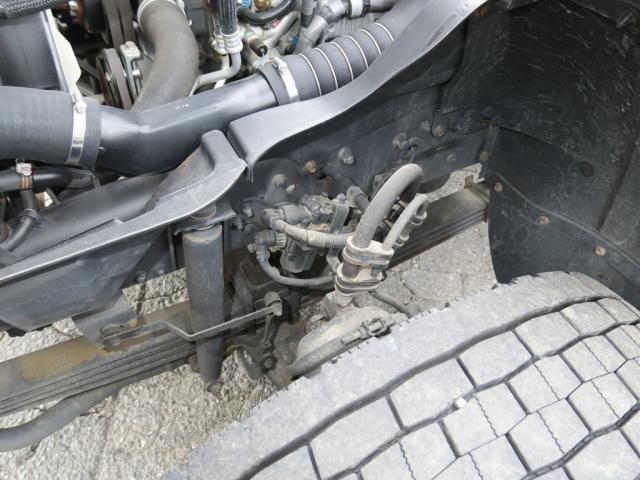 Mitsubishi FIGHTER 2019-06 8770671-17