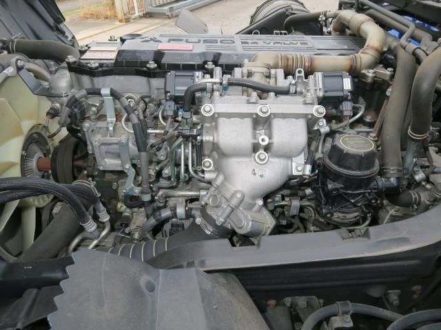 Mitsubishi FIGHTER 2019-06 8770671-18