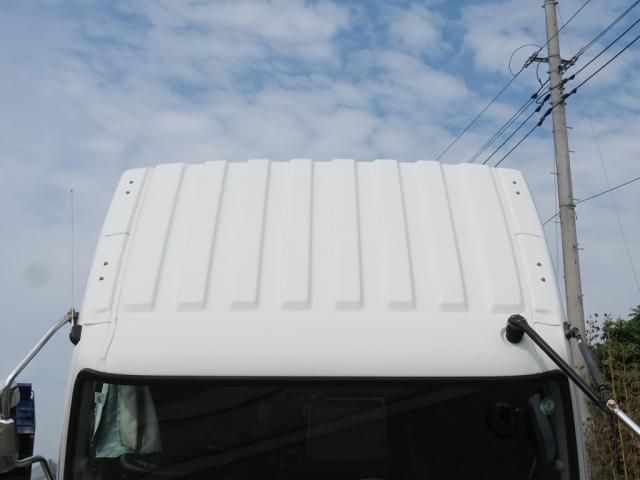 Mitsubishi FIGHTER 2019-06 8770671-8