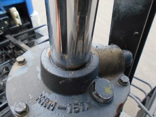 Mitsubishi FIGHTER 2002-09 8770678-10