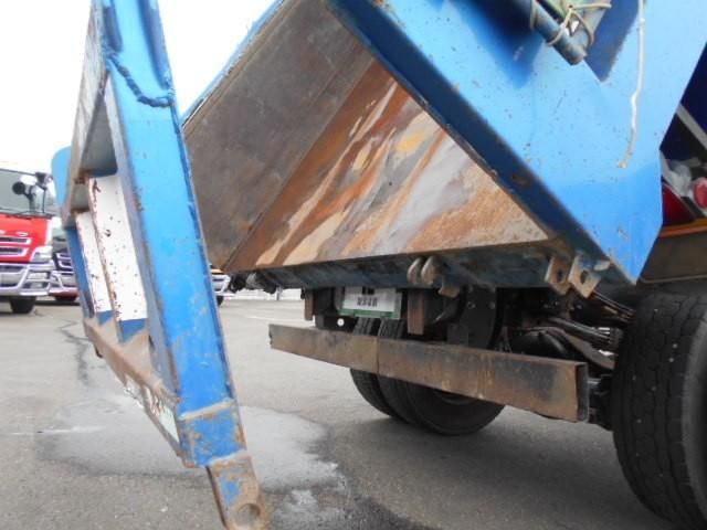 Mitsubishi FIGHTER 2002-09 8770678-11