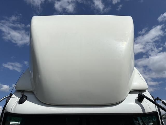Mitsubishi FIGHTER 2024-09 8770672-12