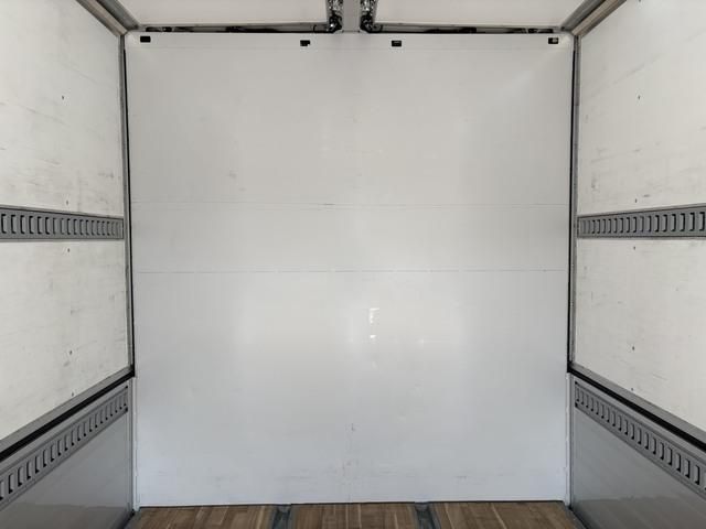 Mitsubishi FIGHTER 2024-09 8770672-29