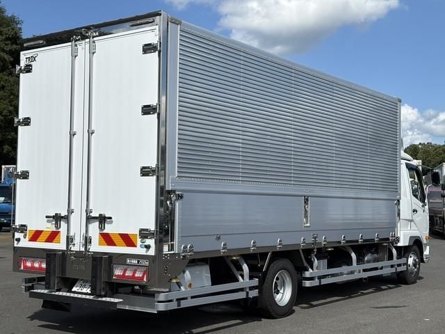 Mitsubishi FIGHTER 2024-09 8770672-7