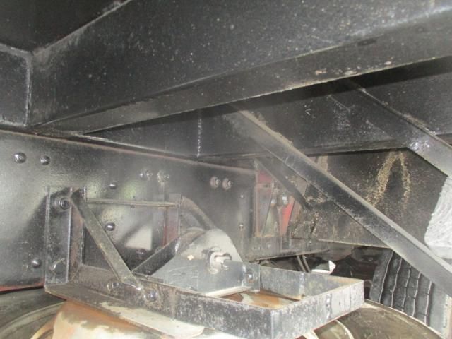Mitsubishi FIGHTER 2004-01 8770675-17