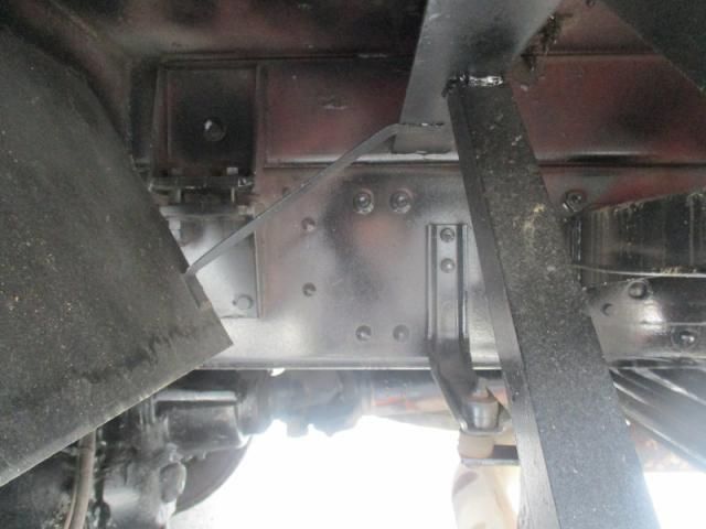 Mitsubishi FIGHTER 2004-01 8770675-24