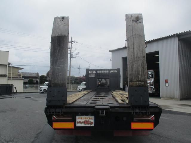 Mitsubishi FIGHTER 2004-01 8770675-8