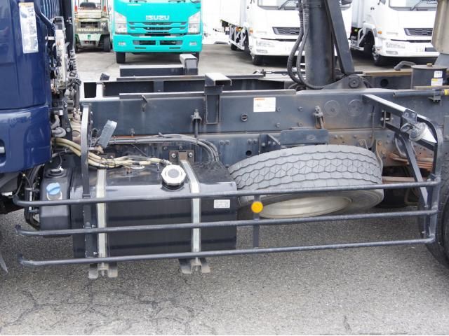 Mitsubishi FIGHTER 2018-12 8770674-14