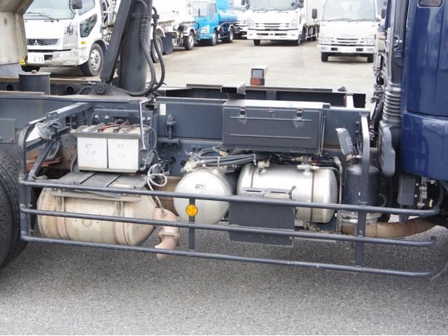 Mitsubishi FIGHTER 2018-12 8770674-15