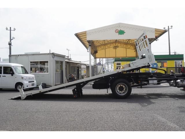 Mitsubishi FIGHTER 2022-08 8770669-20