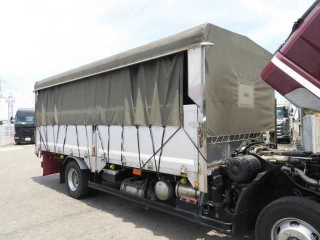 Mitsubishi FIGHTER 2020-05 8770679-11
