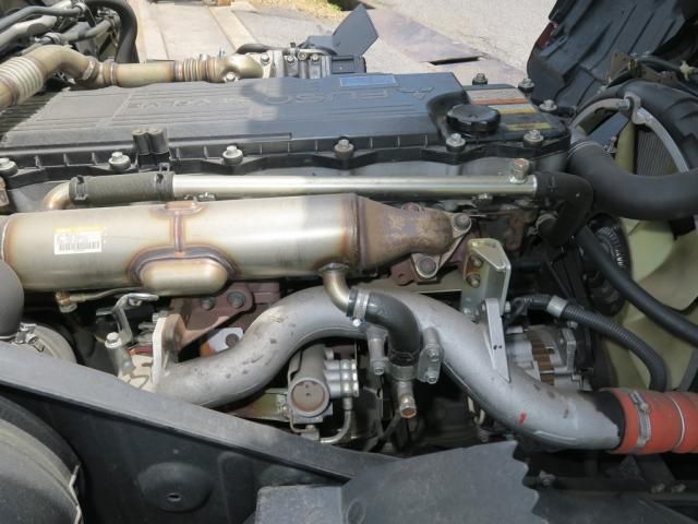 Mitsubishi FIGHTER 2020-05 8770679-21