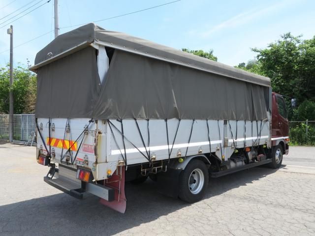 Mitsubishi FIGHTER 2020-05 8770679-3