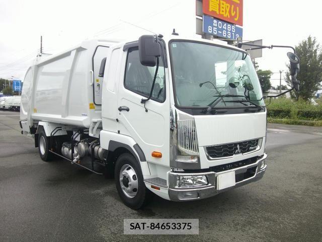 Mitsubishi FIGHTER 2026-05 8795937-2