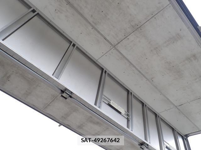 Mitsubishi FIGHTER 2012-12 8829032-9