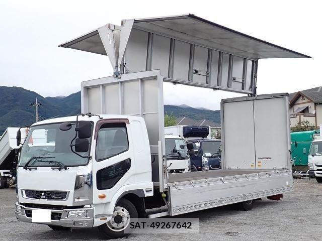 Mitsubishi FIGHTER 2012-12 8829032-1
