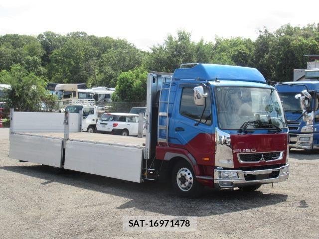 Mitsubishi FIGHTER 2020-02 8829034-15