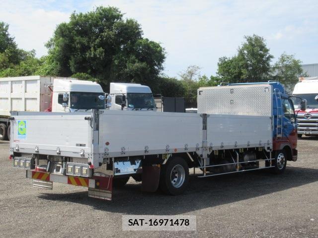 Mitsubishi FIGHTER 2020-02 8829034-6