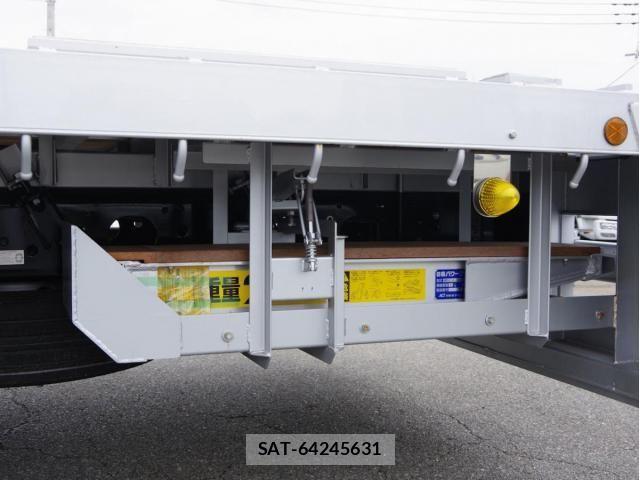 Mitsubishi FIGHTER 2025-08 8829029-11