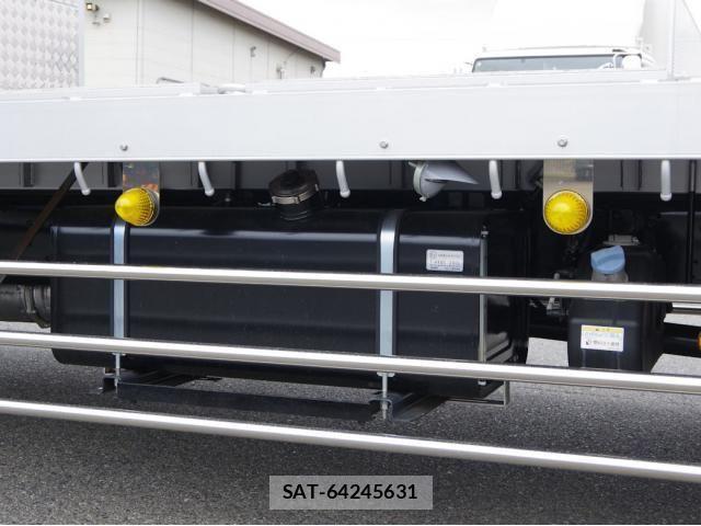 Mitsubishi FIGHTER 2025-08 8829029-13